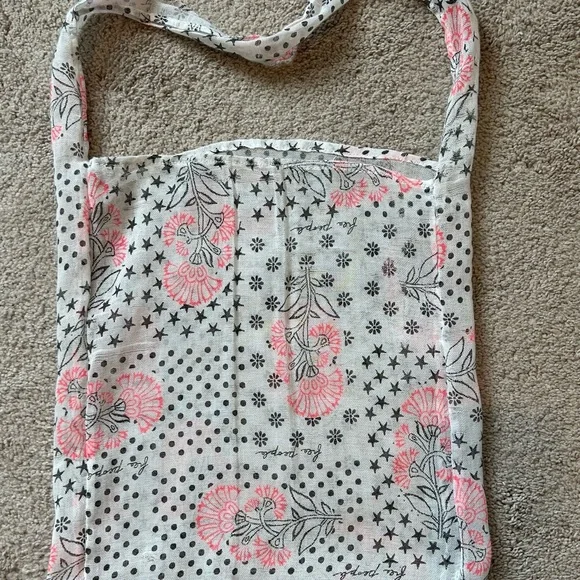 Set of Three Free People Tote Bags - Picture 7 of 9